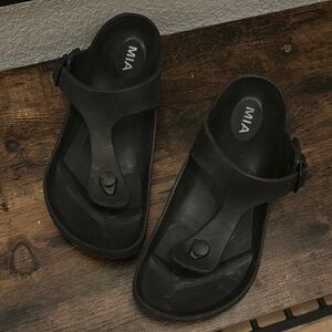 MIA Women's Black Slide Sandals